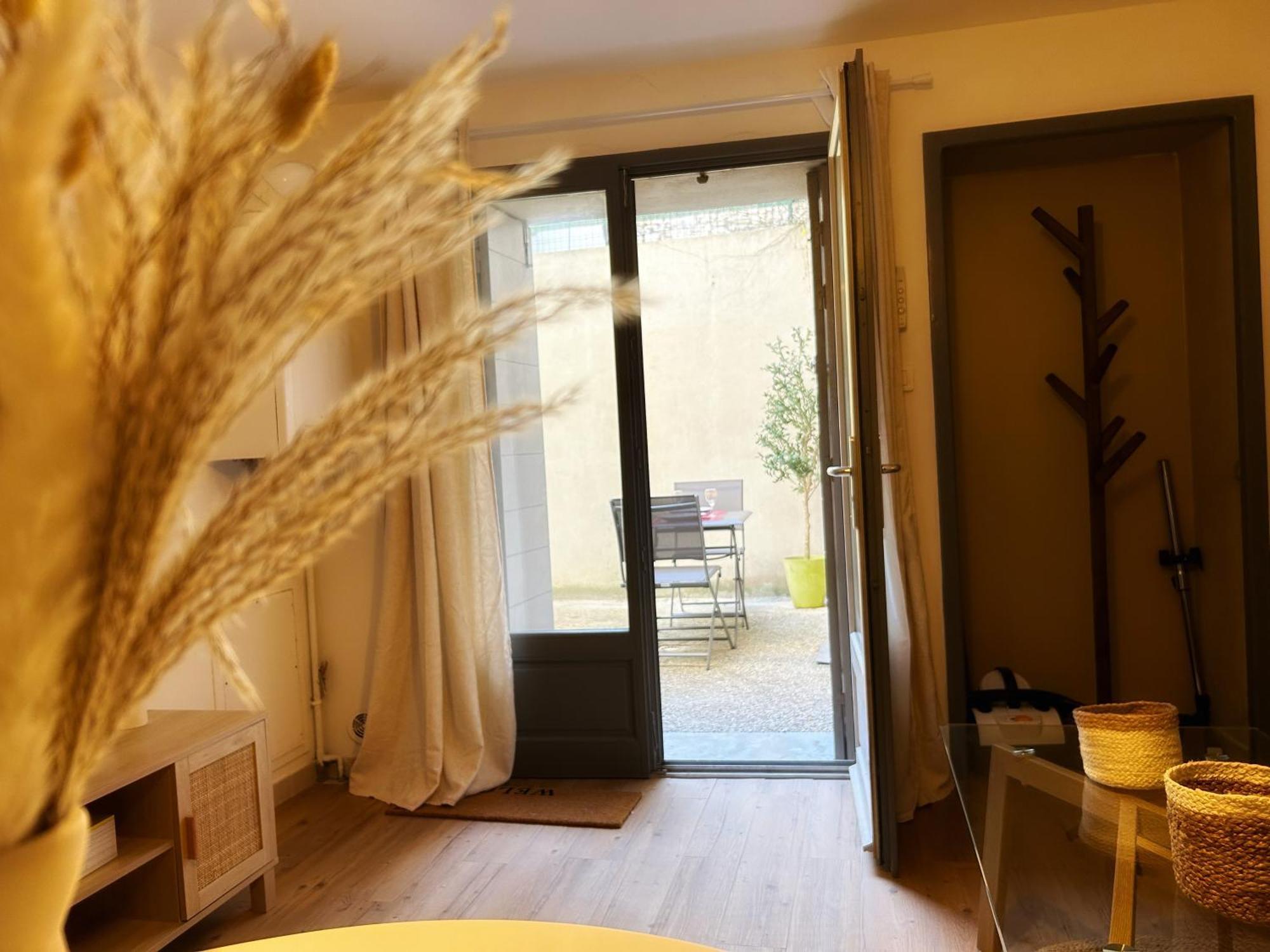 Cosy Ocre Διαμέρισμα Αρλ Εξωτερικό φωτογραφία
