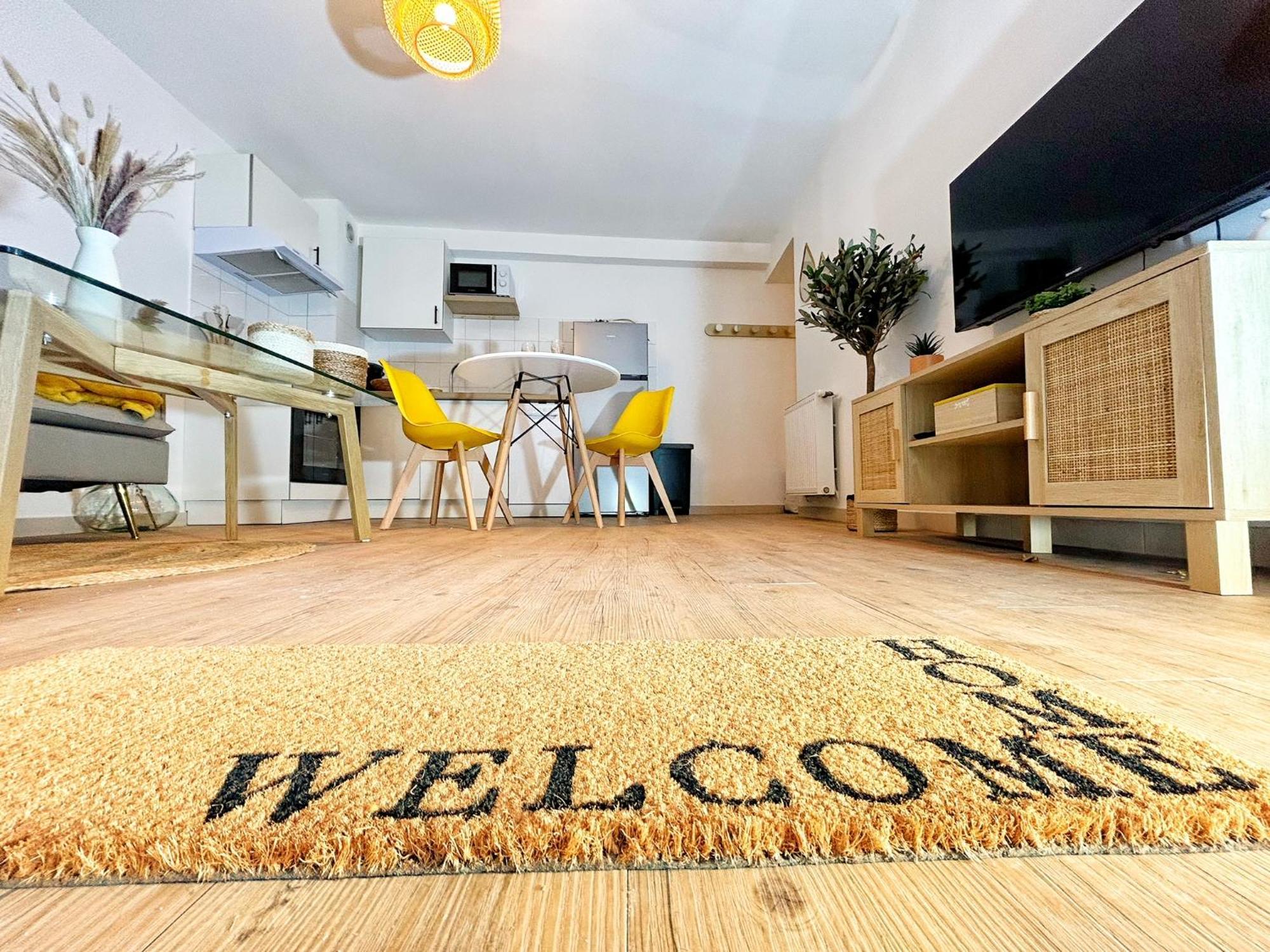 Cosy Ocre Διαμέρισμα Αρλ Εξωτερικό φωτογραφία